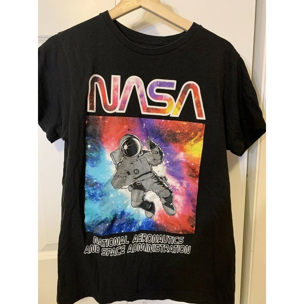 Akademiks‎ NASA Men's Sz M Black T-shirt